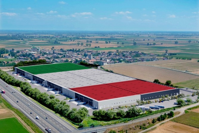 Staci inaugure un entrepôt logistique à Silvano Pietra, en Italie